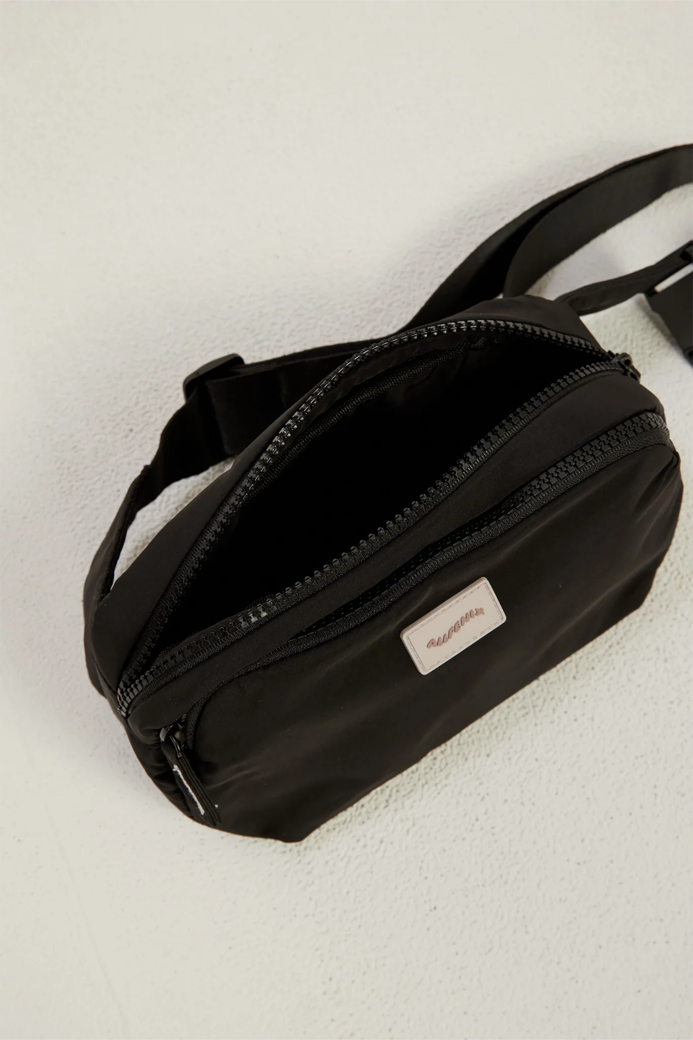 Active Waist Bag - Image 4