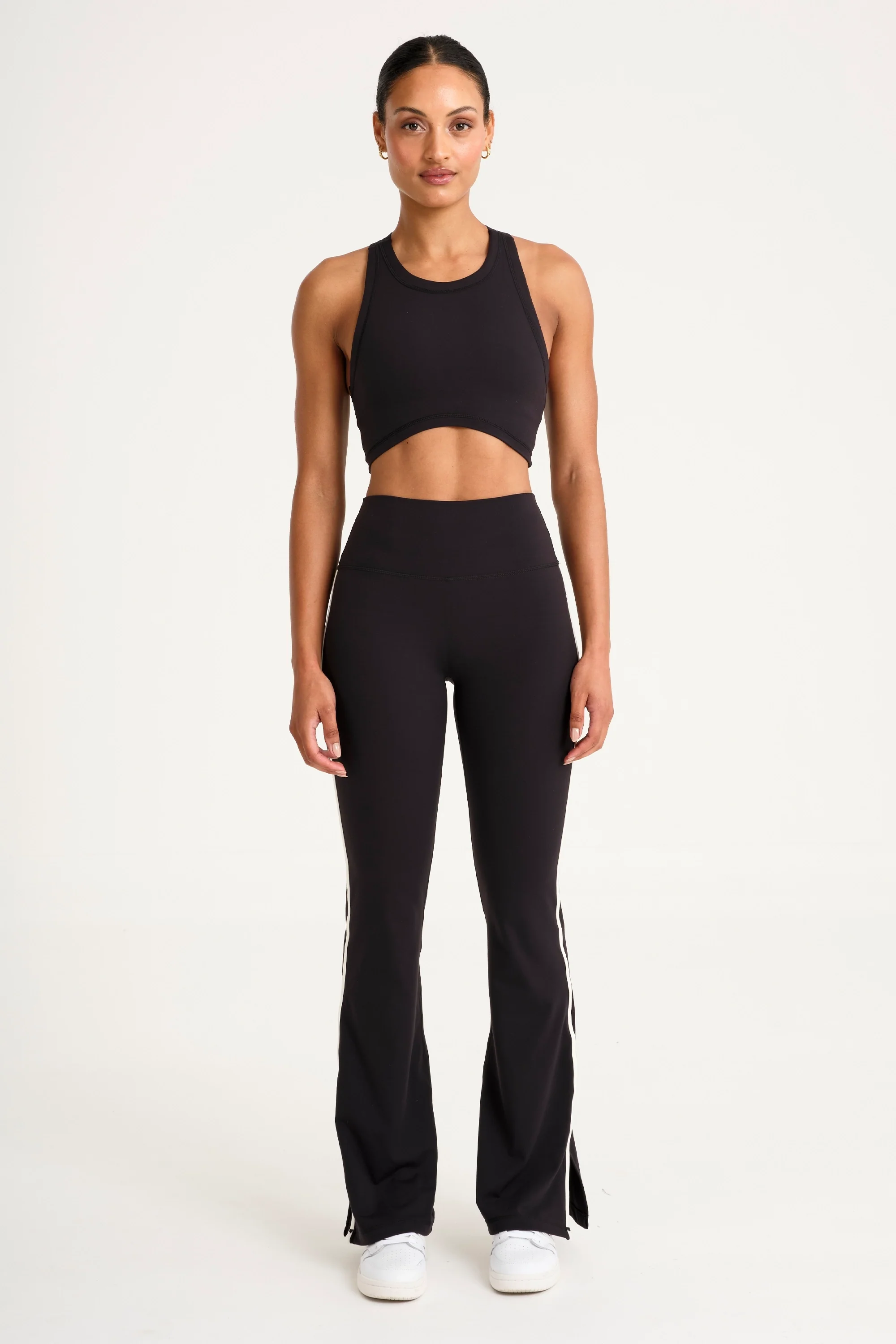 ALLFENIX CloudCore Contrast Flared Legging - Image 6