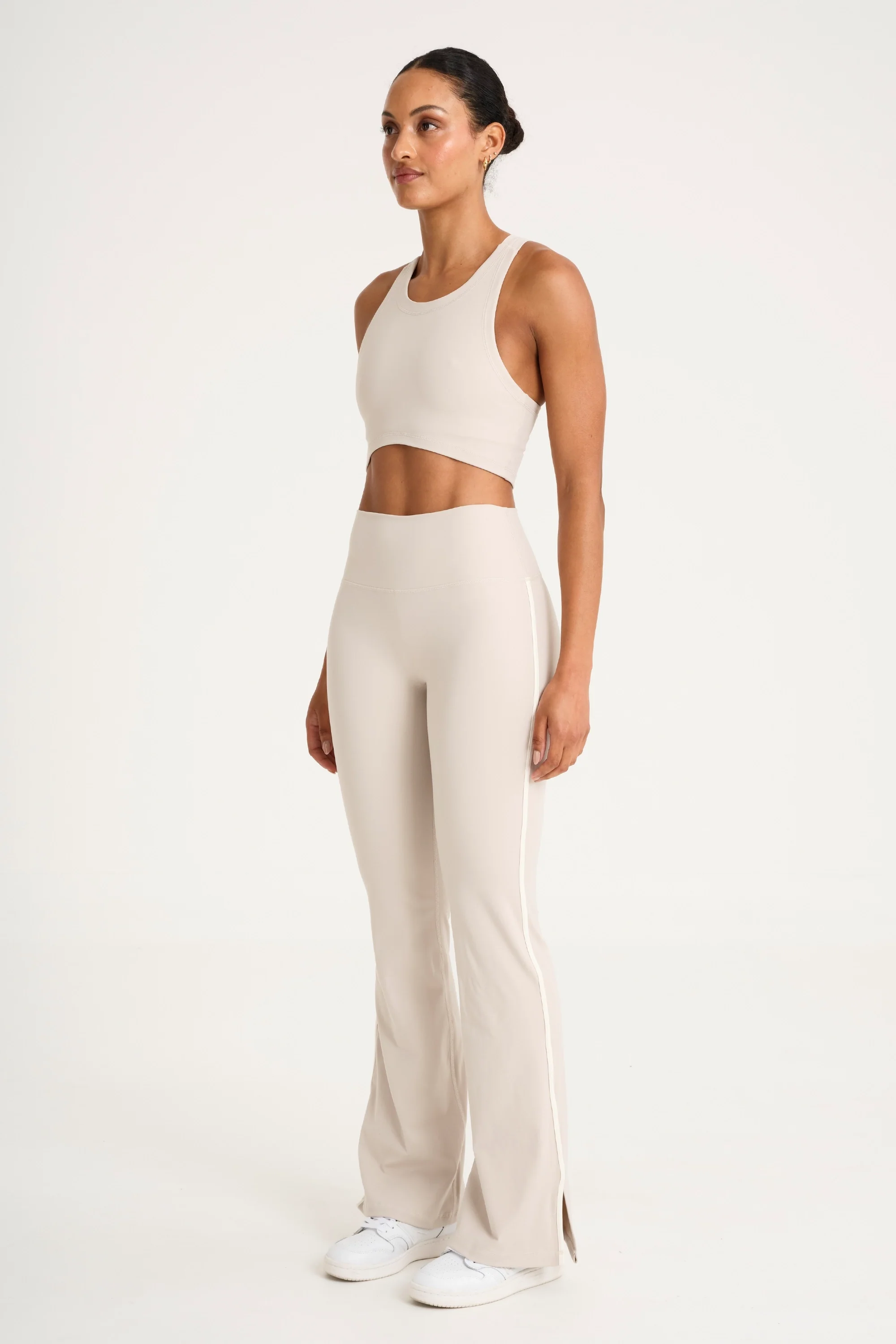 ALLFENIX CloudCore Contrast Flared Legging - Image 6