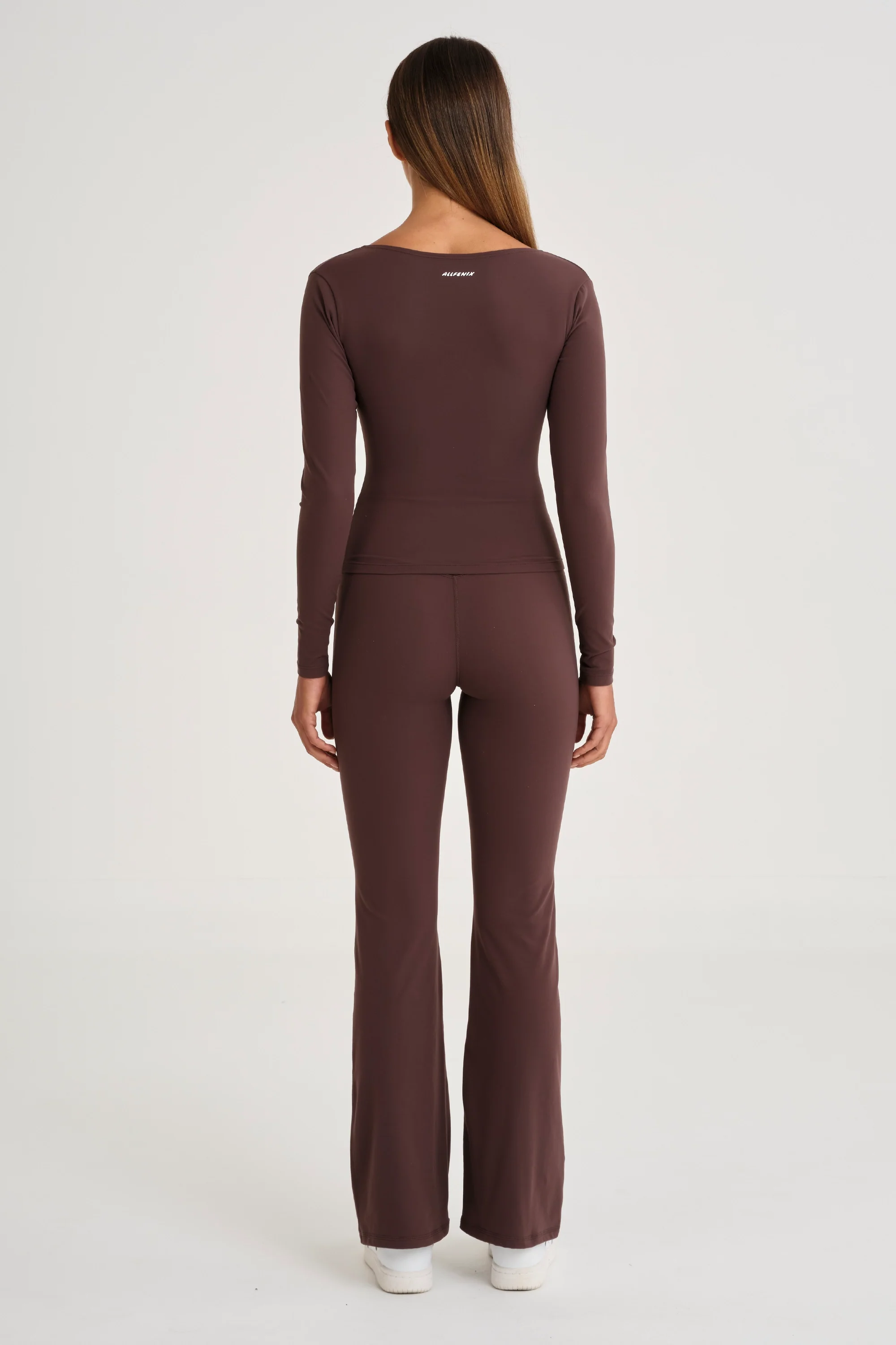 ALLFENIX CloudCore Lite Ruched V-Neck Long Sleeve - Image 5