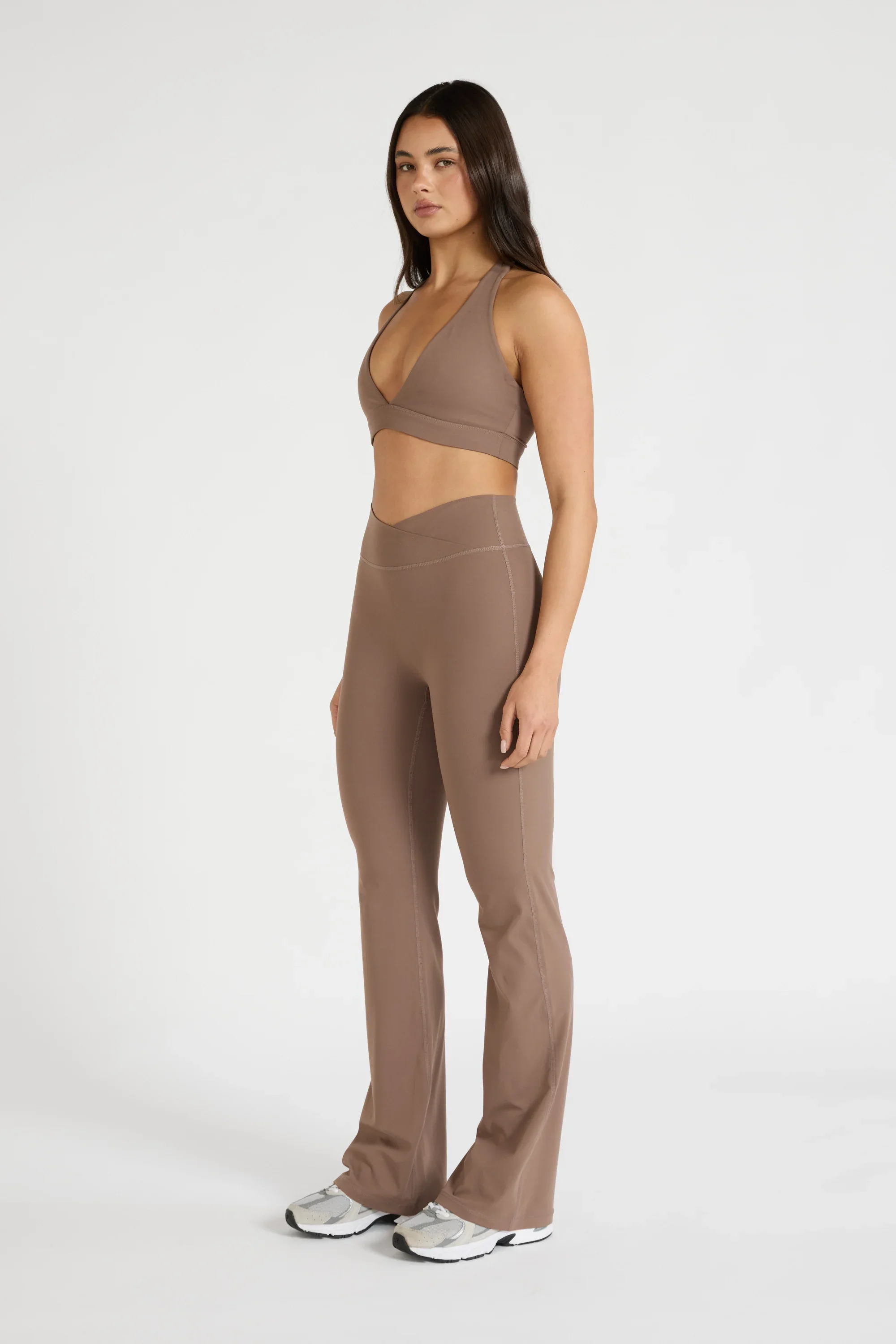 ALLFENIX CloudCore V-Waist Flared Legging - Image 4