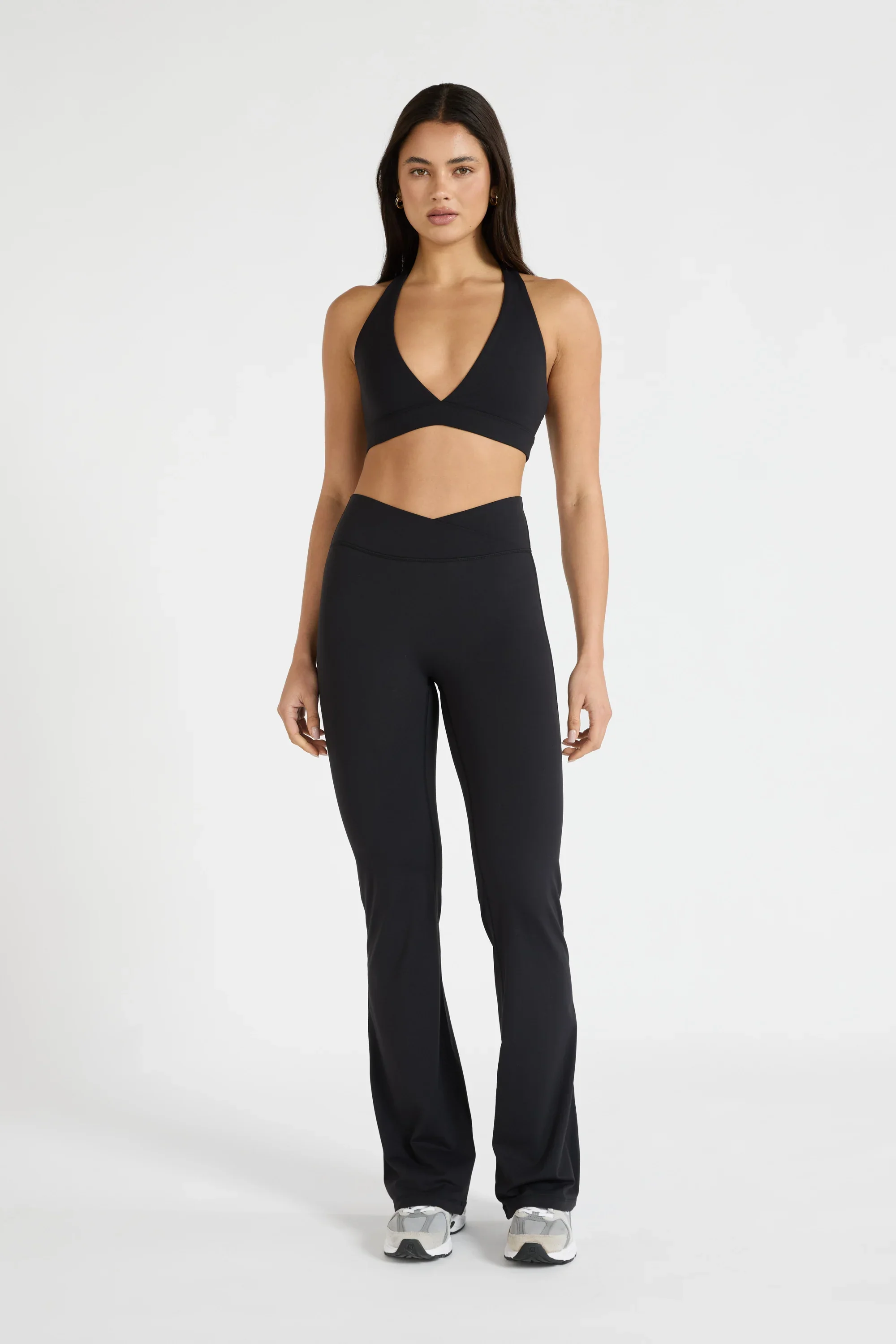 ALLFENIX CloudCore V-Waist Flared Legging - Image 3