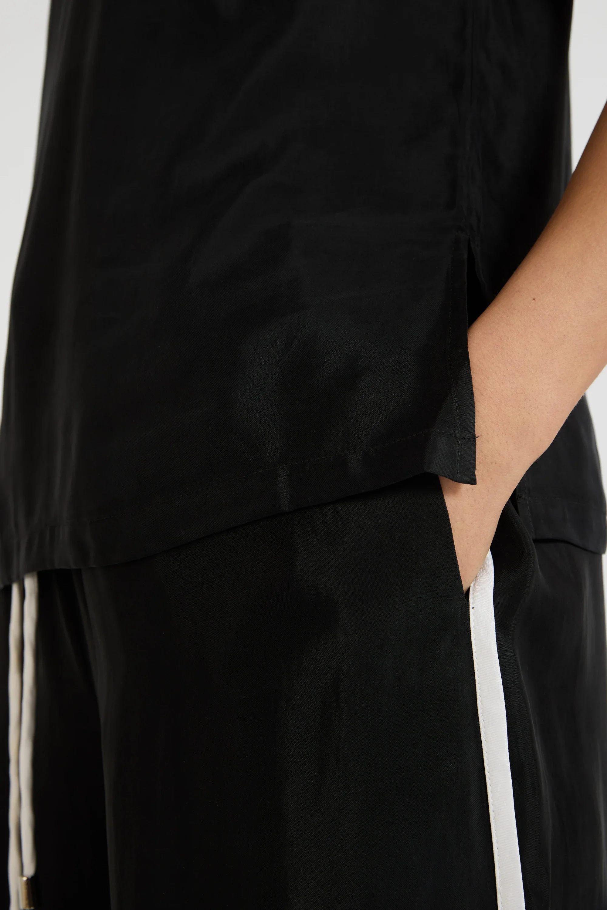Cupro Contrast Pant - Image 5