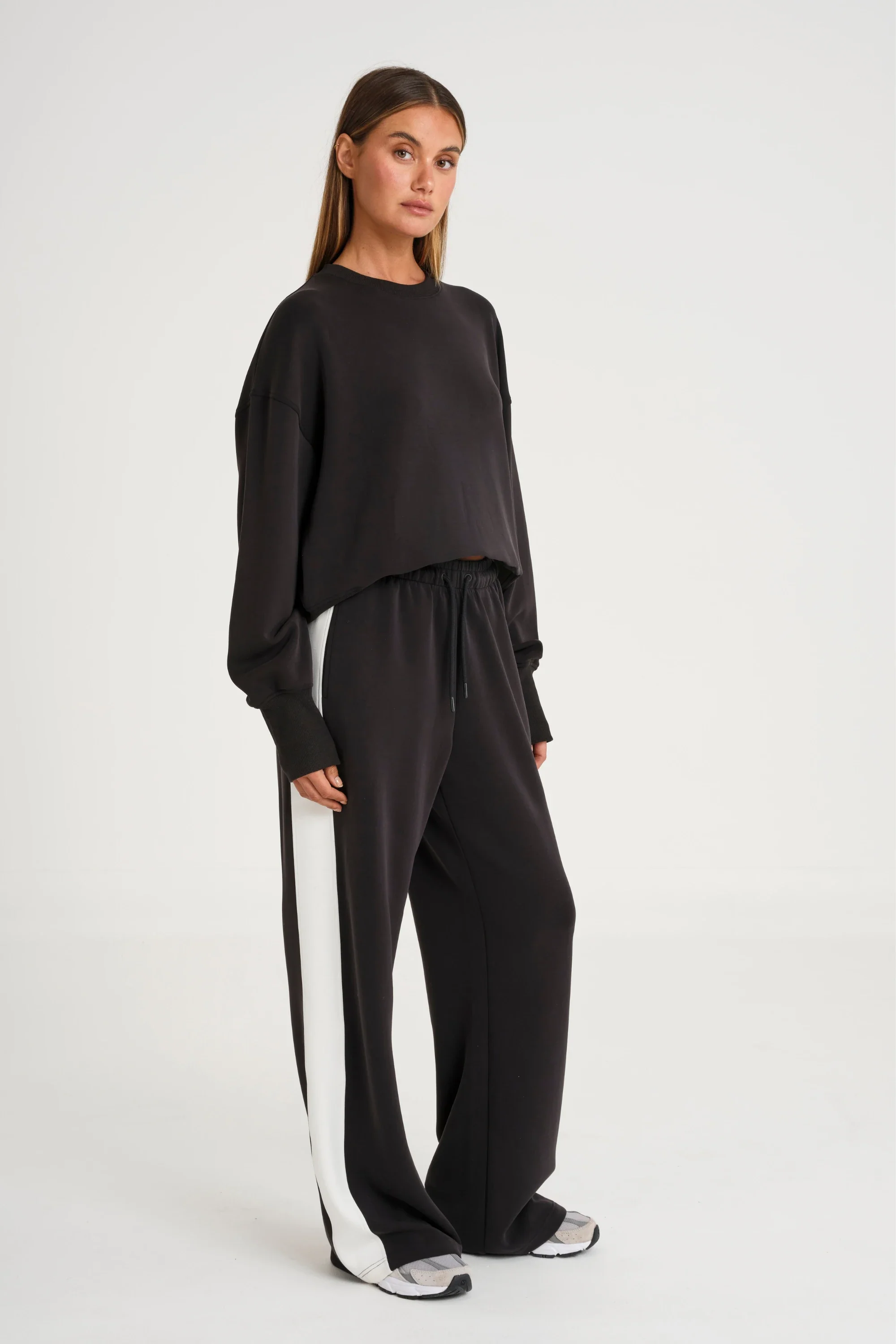 Soft Luxury Contrast Wide Leg Track Pant - Image 4