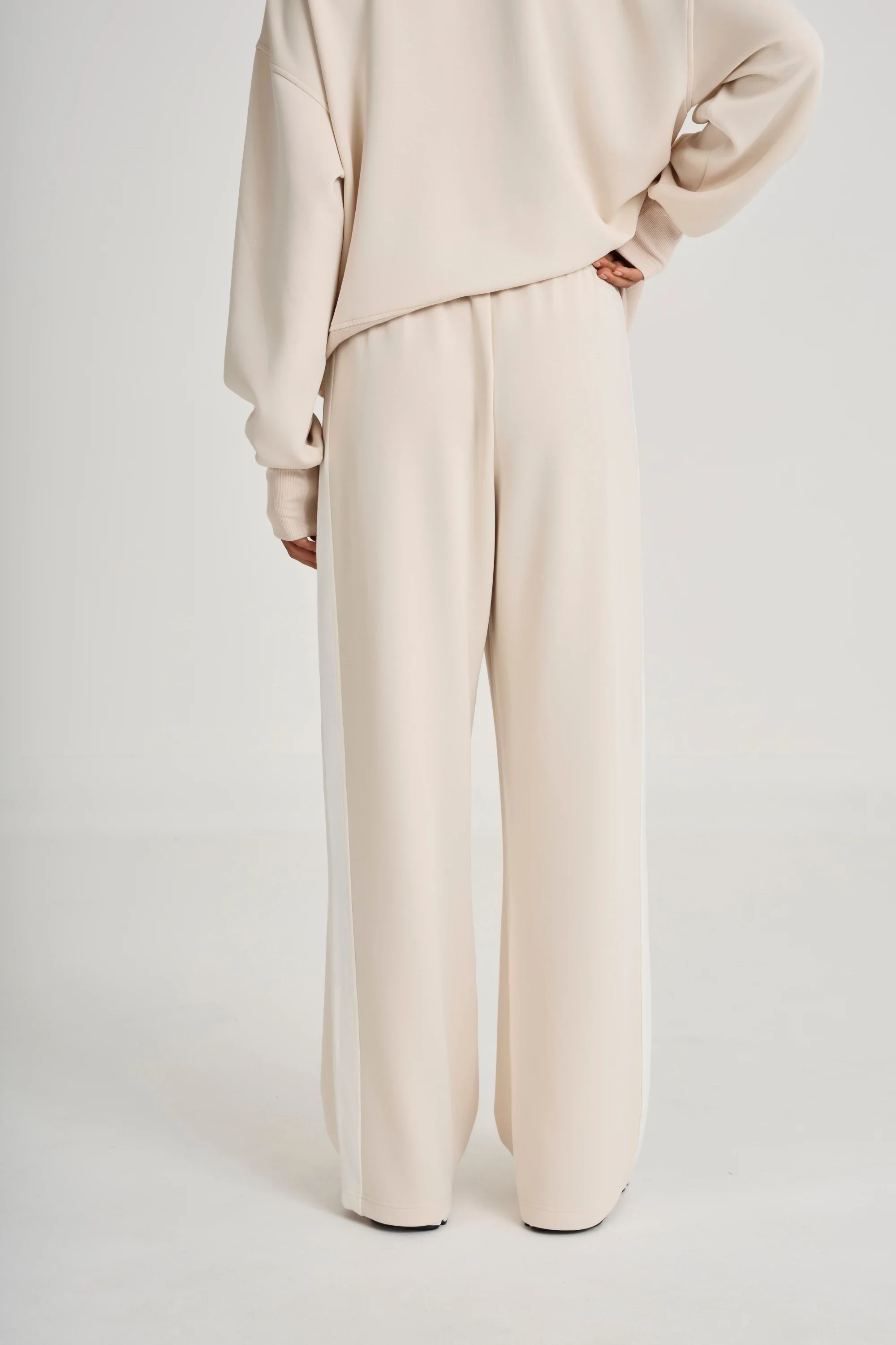 Soft Luxury Contrast Wide Leg Track Pant - Image 6