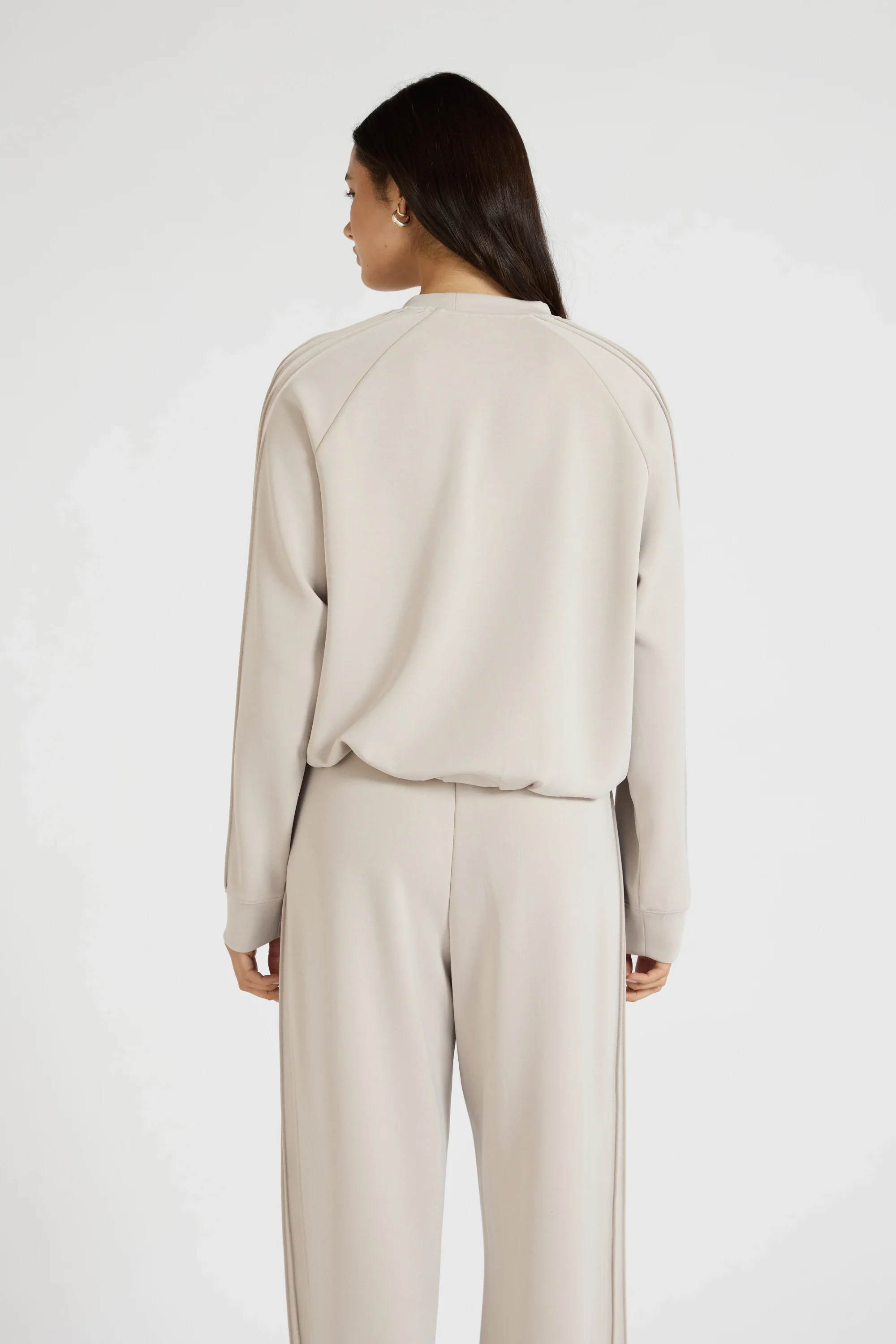 Soft Luxury Raglan Crew Jumper - Image 2