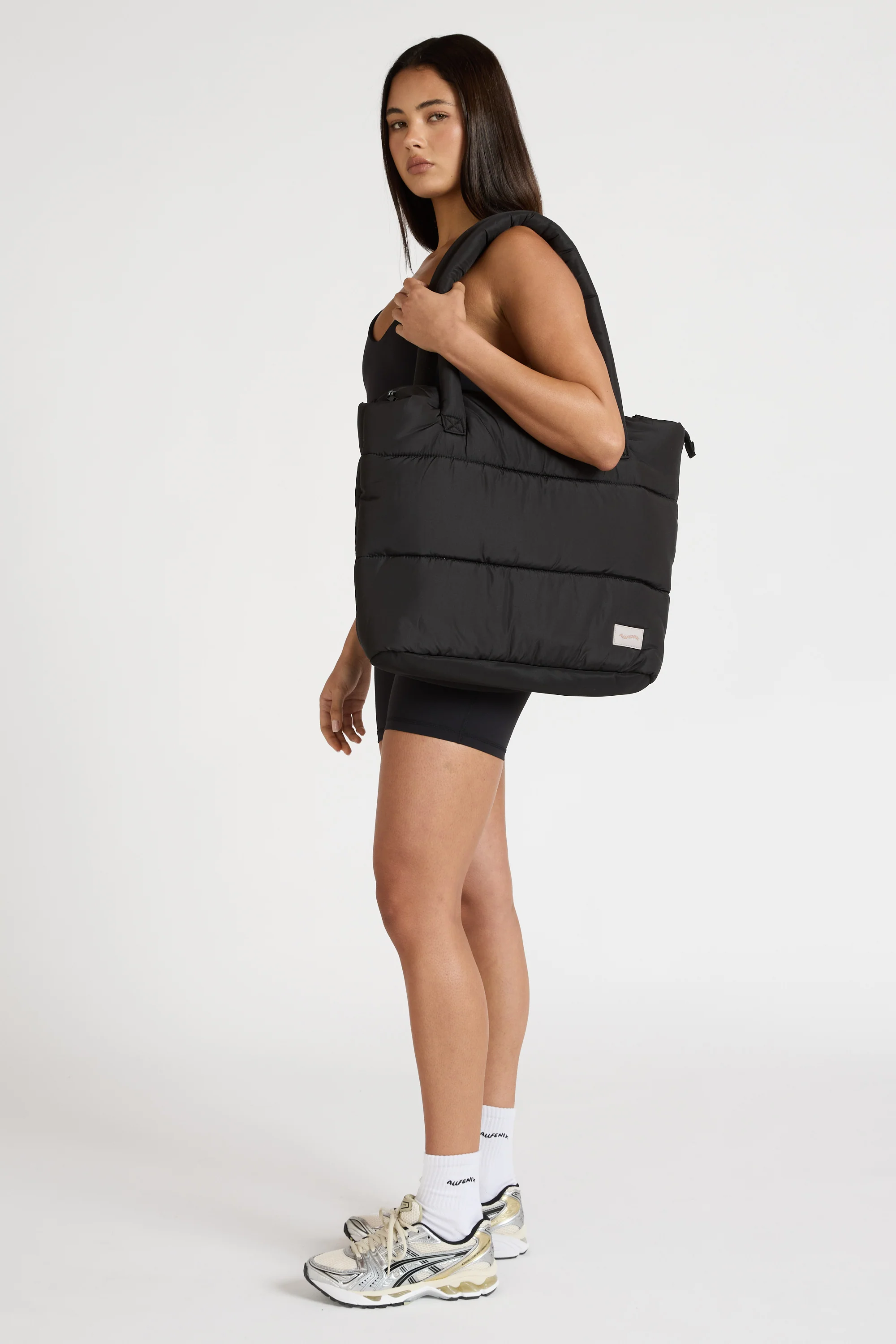 Travel Puffer Bag - Image 2