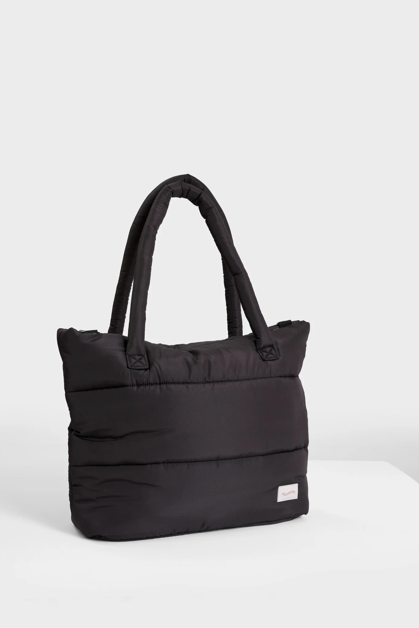 Travel Puffer Bag - Image 4